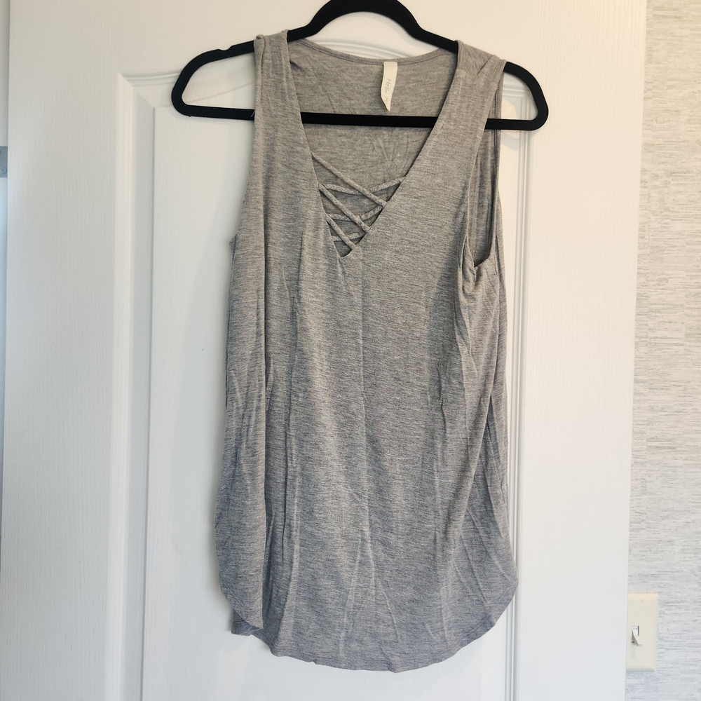 Little Miss Gray Sleeveless Blouse Size M Euc